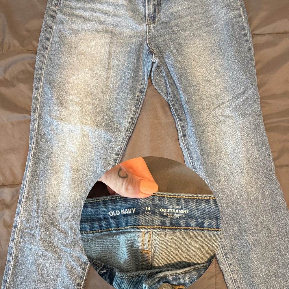 Women’s Old Navy jeans (LOT OF 5)